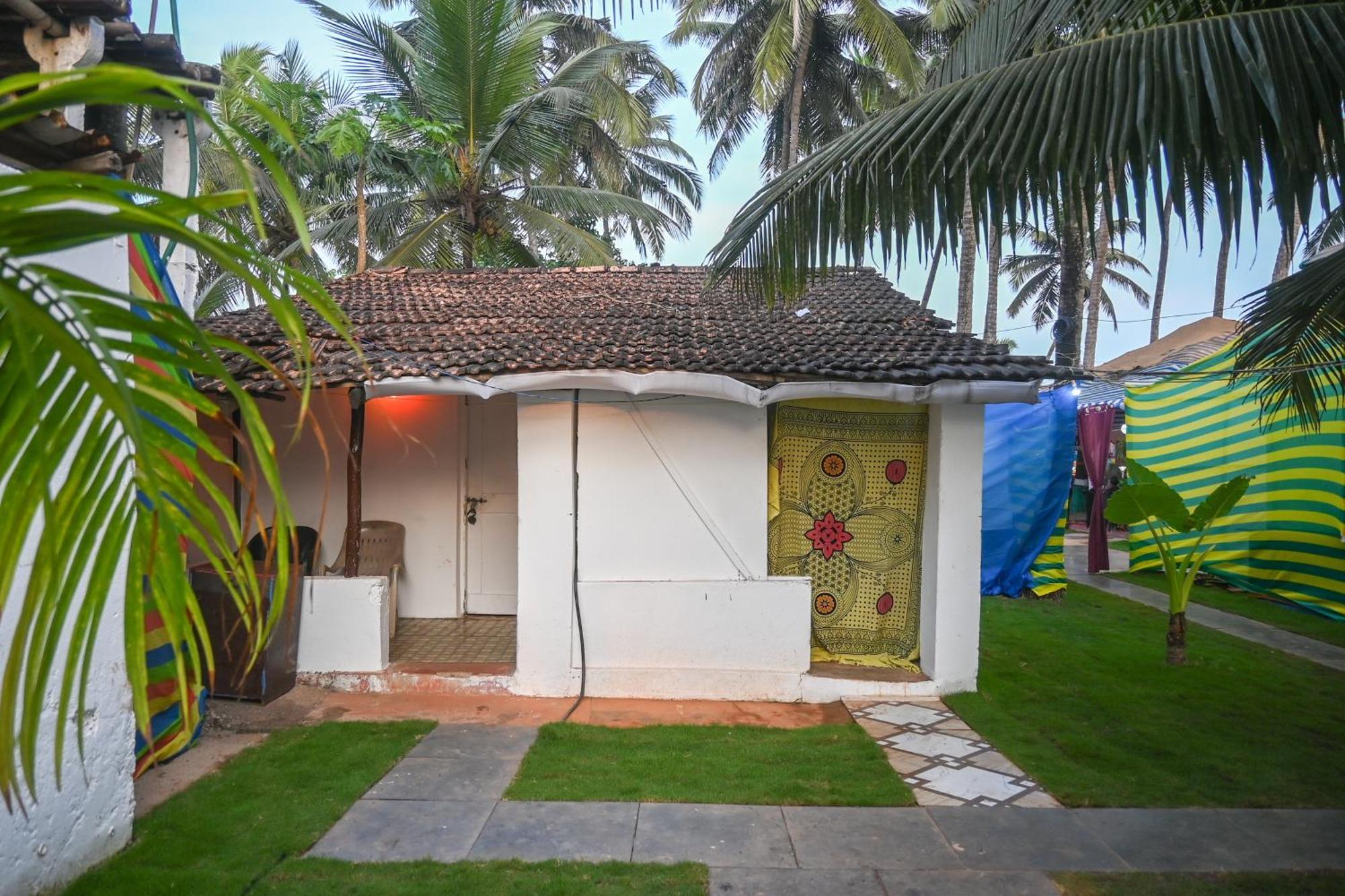 Kashinath Beach Huts Agonda Exteriör bild